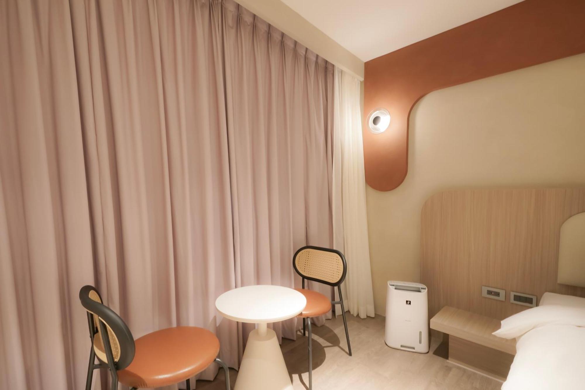 Hope Hotel Тайнань Экстерьер фото
